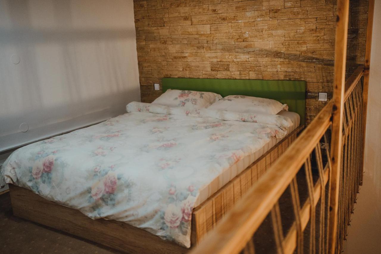 The Downtown Nest Apartment